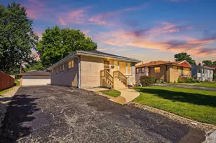 244 S Circle Dr, Addison, IL 60101 - Photo 25