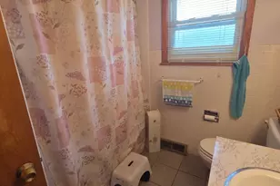 244 S Circle Dr, Addison, IL 60101 - Photo 7