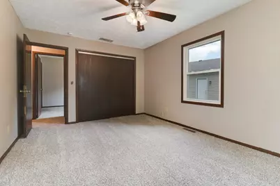 1528 N Hershey Road, Bloomington, IL 61704 - Photo 11