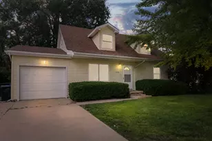 1528 N Hershey Rd, Bloomington, IL 61704 - Photo 29