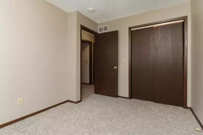 1528 N Hershey Road, Bloomington, IL 61704 - Photo 13