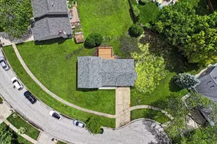 30W281 Heather Ct, Warrenville, IL 60555 - Photo 25