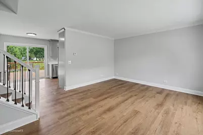 30W281 Heather Court, Warrenville, IL 60555 - Photo 7