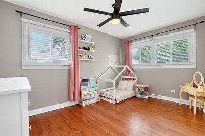 0N741 Barry Avenue, Wheaton, IL 60187 - Photo 15