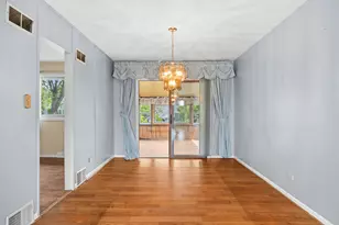 1410 W Jo Ann Ln, Addison, IL 60101 - Photo 7