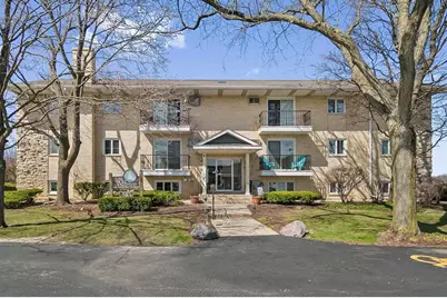 84 W Belvidere Road #303, Grayslake, IL 60030 - Photo 1