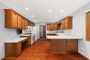 9690 Merino Run, Roscoe, IL 61073 - Photo 15