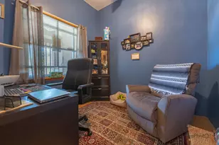 2910 S Quinn St, Chicago, IL 60608 - Photo 13