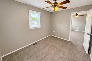 202 W Cedar St, Leroy, IL 61752 - Photo 27