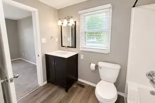 202 W Cedar St, Leroy, IL 61752 - Photo 25