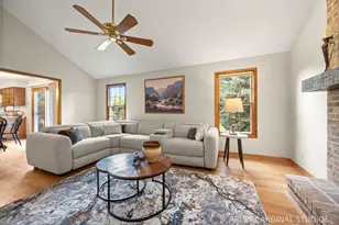 1119 Book Rd, Naperville, IL 60540 - Photo 7