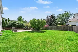88 Westbourne Ave, Sugar Grove, IL 60554 - Photo 35