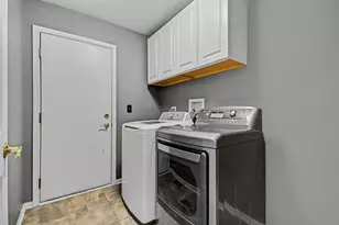 88 Westbourne Ave, Sugar Grove, IL 60554 - Photo 13