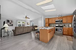 5604 Irving Blvd, Machesney Park, IL 61115 - Photo 11