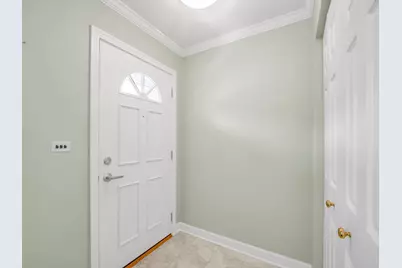1050 Higgins Road #B, Park Ridge, IL 60068 - Photo 7