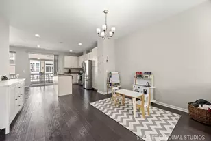 840 Center St, Des Plaines, IL 60016 - Photo 3