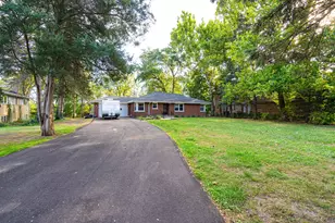 33 Briarwood Ln, Palatine, IL 60067 - Photo 29