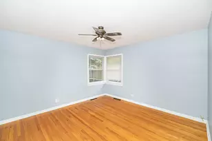 33 Briarwood Ln, Palatine, IL 60067 - Photo 15