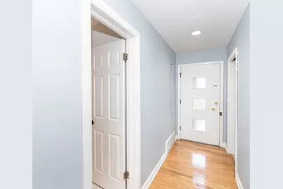 33 Briarwood Lane, Palatine, IL 60067 - Photo 5