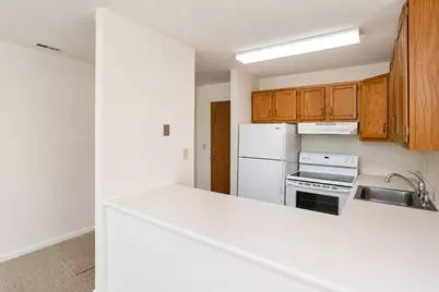1811 Four Lakes Avenue #4F, Lisle, IL 60532 - Photo 7