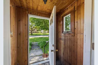 228 Anderson Boulevard, Geneva, IL 60134 - Photo 9
