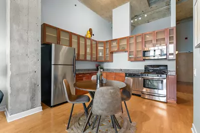 320 E 21st Street #615, Chicago, IL 60616 - Photo 7