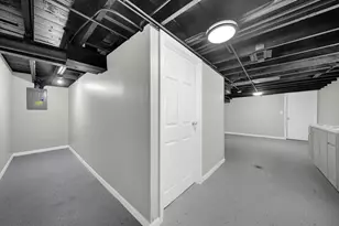 8948 S Morgan St, Chicago, IL 60620 - Photo 25