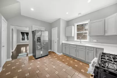 8948 S Morgan Street, Chicago, IL 60620 - Photo 5