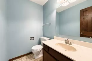 1696 Vermont Dr, Elk Grove Village, IL 60007 - Photo 7