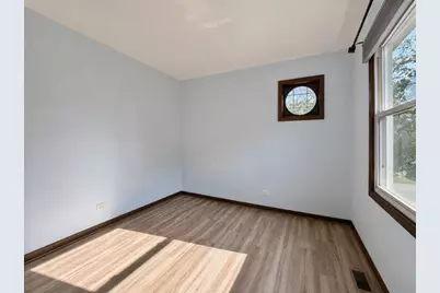 1696 Vermont Drive, Elk Grove Village, IL 60007 - Photo 15