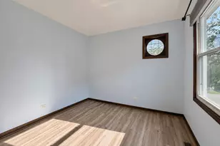 1696 Vermont Dr, Elk Grove Village, IL 60007 - Photo 15