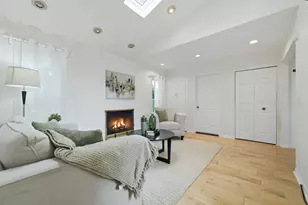 1 The Court Of Harbinger Falls, Northbrook, IL 60062 - Photo 5