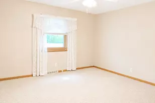 2104 Melvin Rd, Rock Falls, IL 61071 - Photo 13