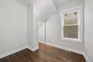 1033 N Lawndale Ave, Chicago, IL 60651 - Photo 11