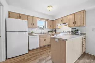 436 Banbury Ave, Elburn, IL 60119 - Photo 13