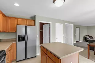 3905 Wildflower Dr, Champaign, IL 61822 - Photo 21