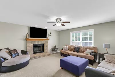 3905 Wild Flower Drive, Champaign, IL 61822 - Photo 11