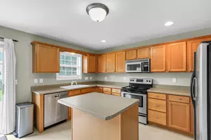 3905 Wildflower Dr, Champaign, IL 61822 - Photo 19