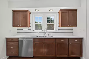 424 Park Ave, Ottawa, IL 61350 - Photo 9