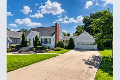424 Park Avenue, Ottawa, IL 61350 - Photo 1