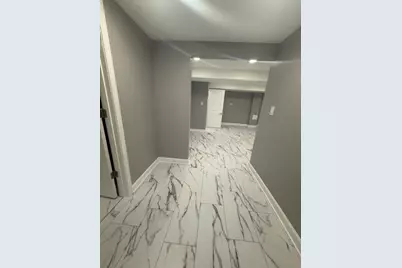 7323 N Damen Avenue, Chicago, IL 60645 - Photo 19