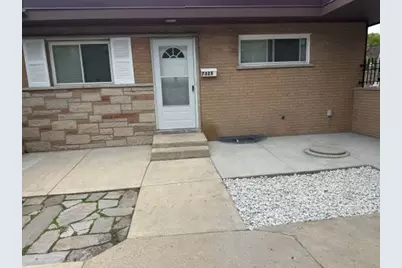 7323 N Damen Avenue, Chicago, IL 60645 - Photo 1