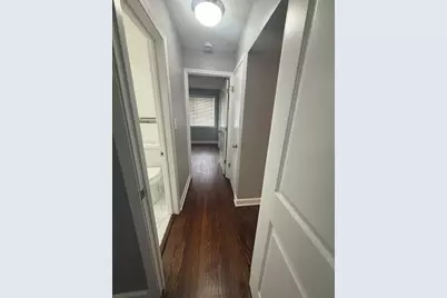 7323 N Damen Avenue, Chicago, IL 60645 - Photo 9