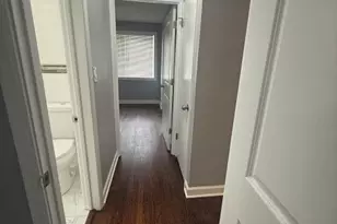 7323 N Damen Ave, Chicago, IL 60645 - Photo 9