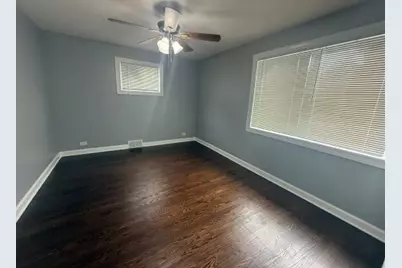7323 N Damen Avenue, Chicago, IL 60645 - Photo 11