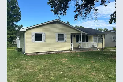 11 Holiday Terrace, Centralia, IL 62801 - Photo 1