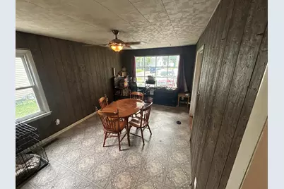 11 Holiday Terrace, Centralia, IL 62801 - Photo 7