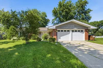 23W222 Westchester Court, Glen Ellyn, IL 60137 - Photo 1