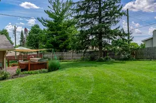 3803 Hemlock Ct, Rockford, IL 61107 - Photo 5