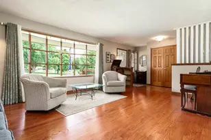 3803 Hemlock Ct, Rockford, IL 61107 - Photo 19